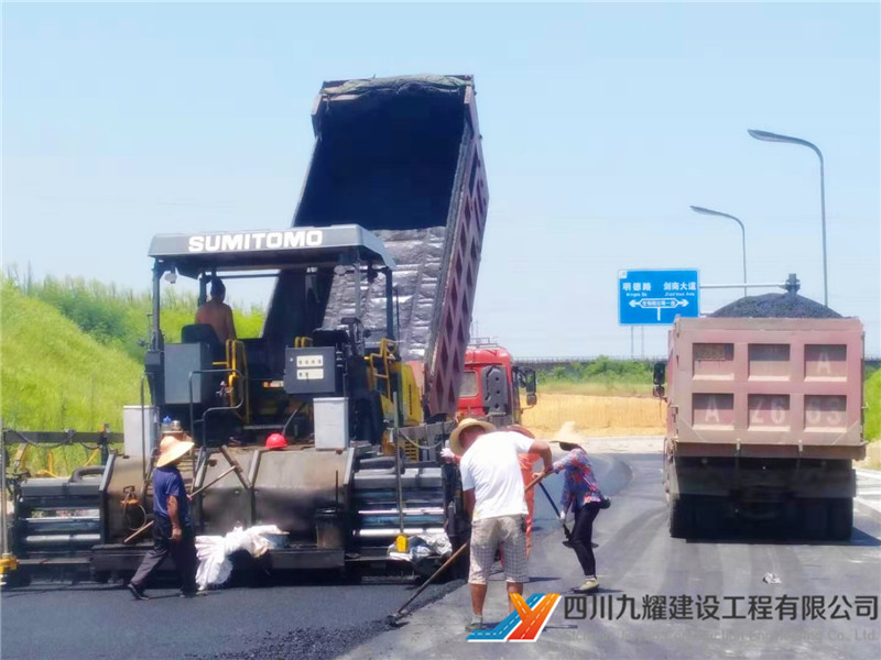 生物城起步區(qū)市政道路三期一標路面項目